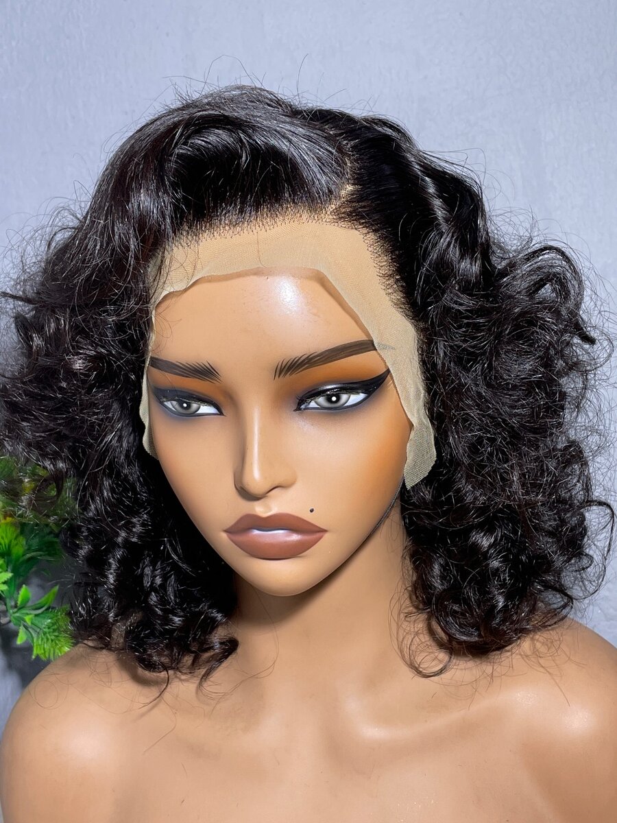 Bouncy wig
