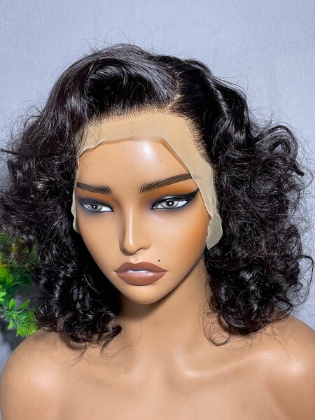 Bouncy wig