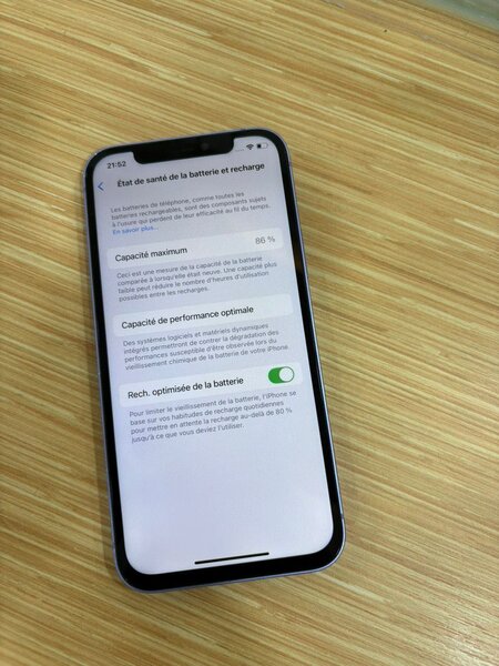 iPhone 12 64giga tout passe