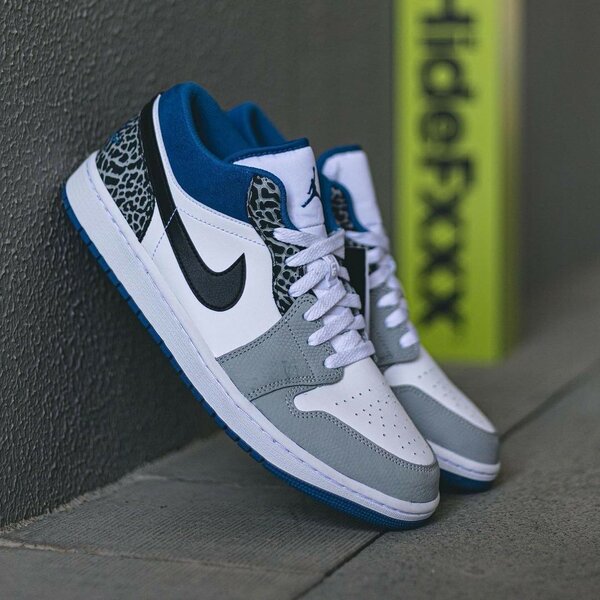 Nike Jordan 1