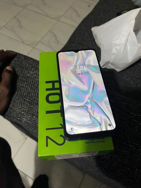 Samsung A12