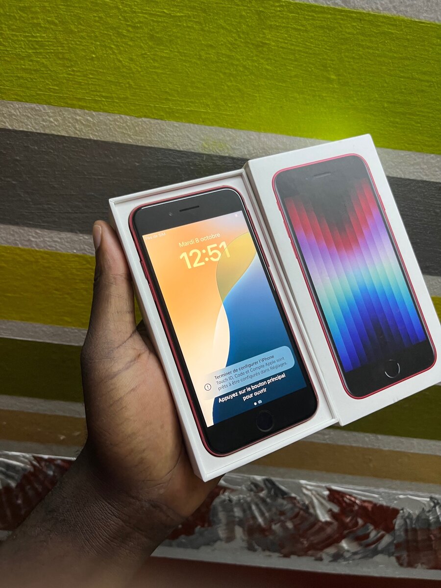 iPhone SE 2022