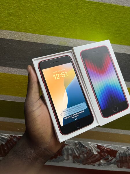 iPhone SE 2022