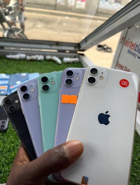 iPhone 11 64gig