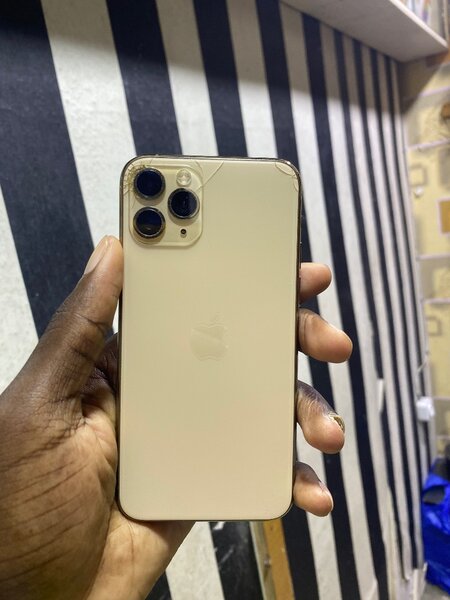 iPhone 11 Pro