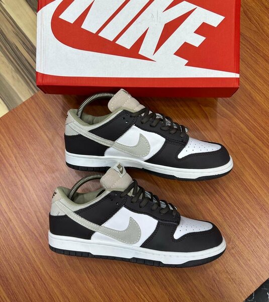 NIKE SB CLASSIC