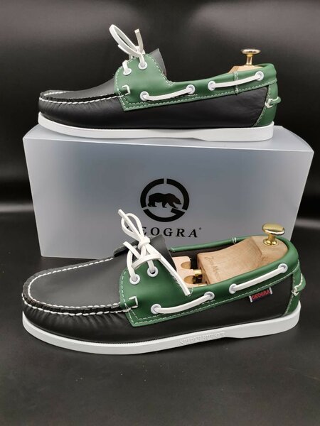 Sebago Docksides