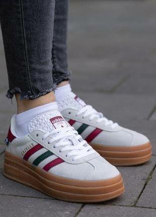 Chaussure Adidas pour la femme