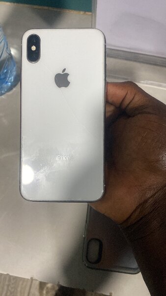 iPhone X