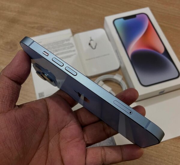 iPhone 14 128gig two sim