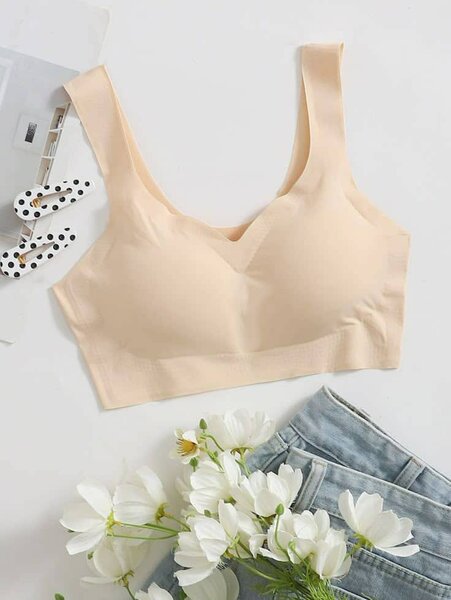 Brassière fripperies dispo