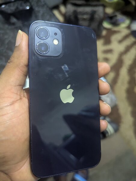iPhone 12
