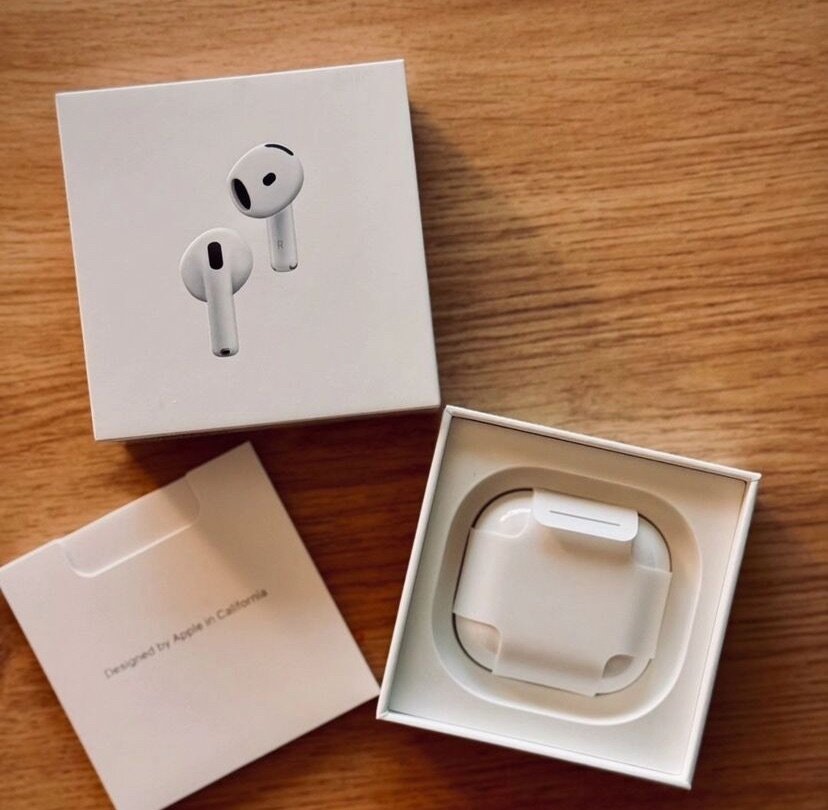 AirPods 4