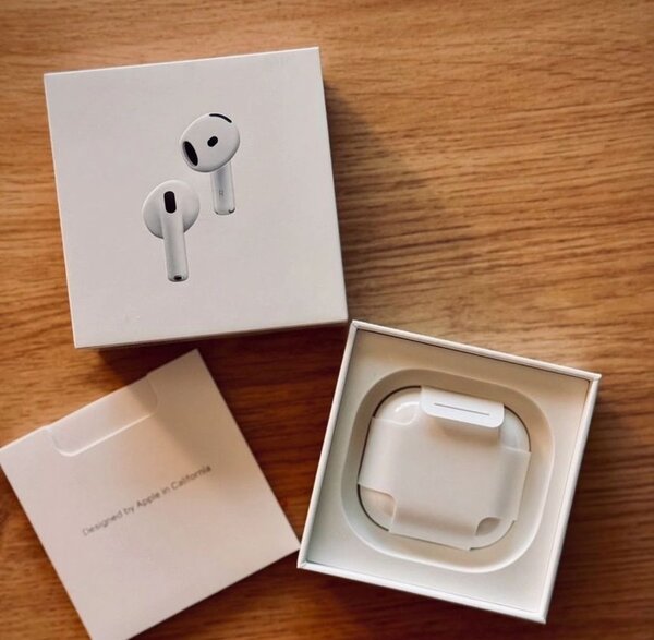 AirPods 4