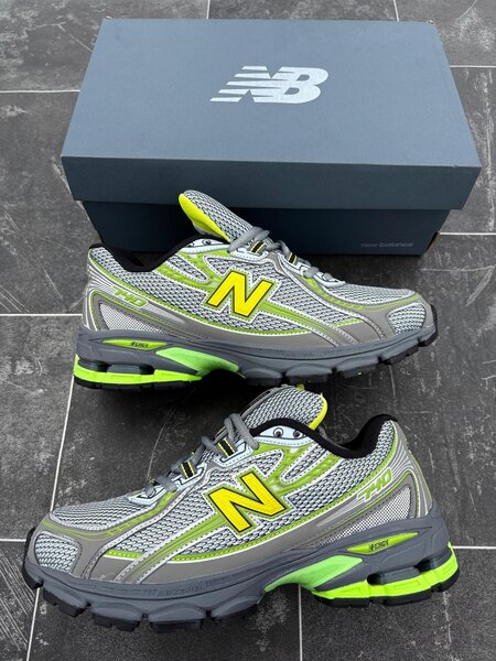 NEW BALANCE :disponible