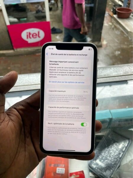 iPhone 11 Blanc Reconditionné