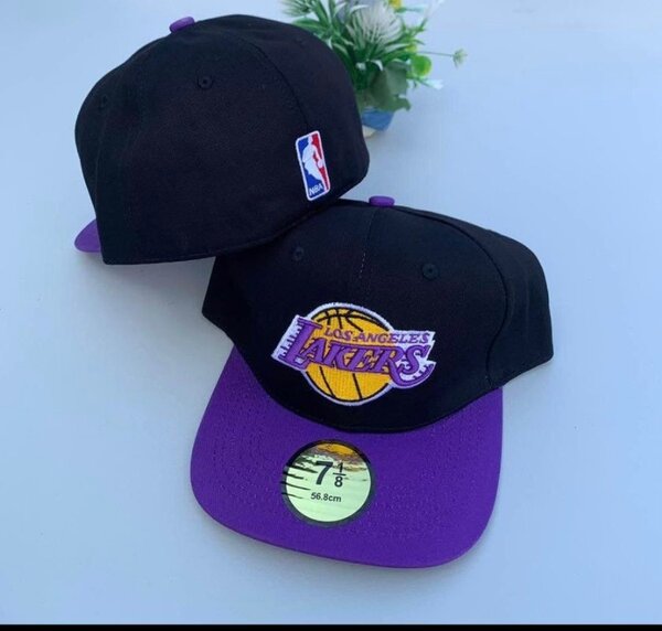 Caps