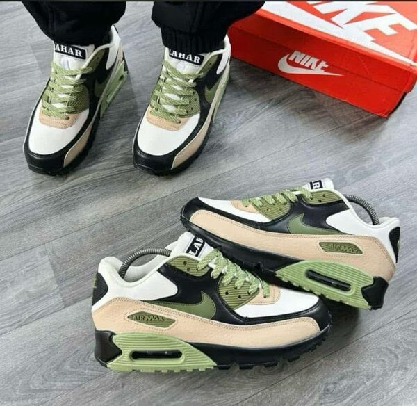 NIKE AIRMAX