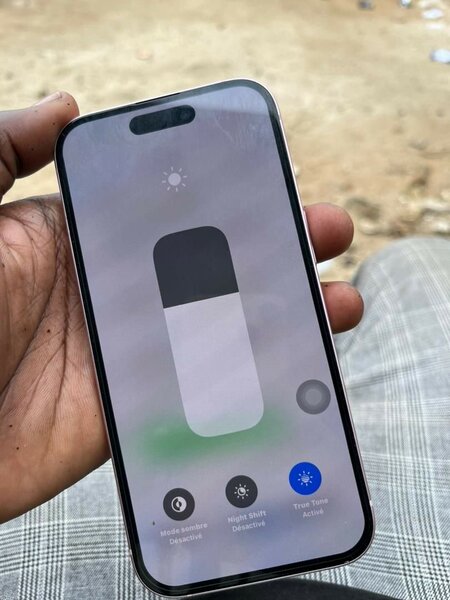 iPhone 15 128 G