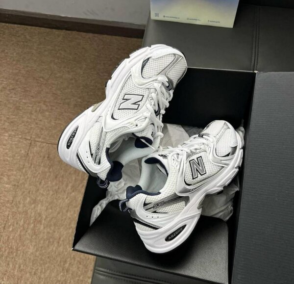 New Balance Ladies White