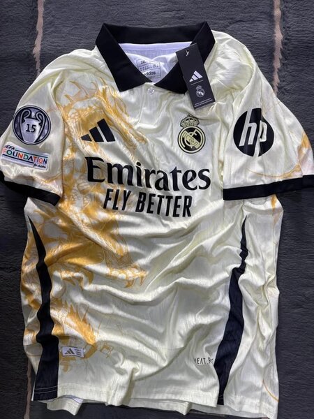 T-short maillot Real Madrid nouveauté