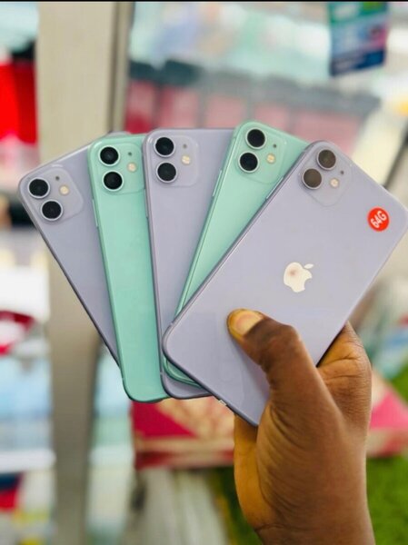 iPhone 11, 64gig