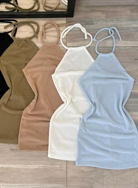 Robe svelte courte