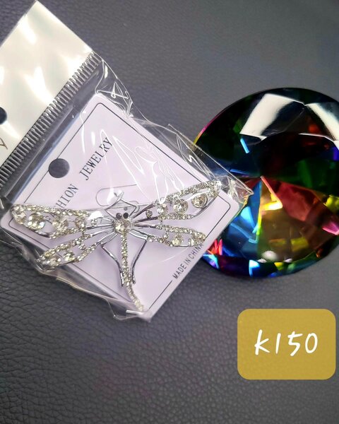 Jewelry brooch
