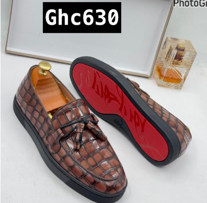 brown shoes