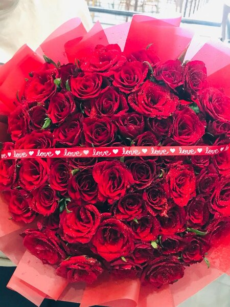 Red flower bouquet