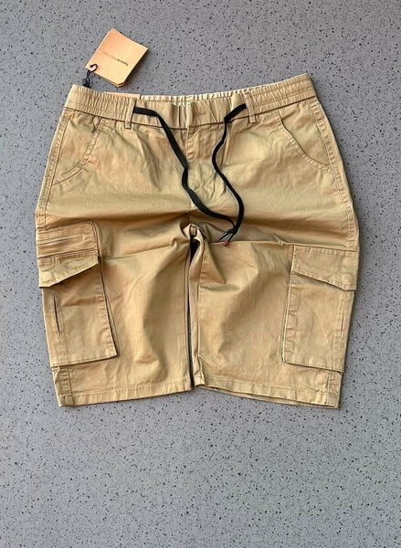 Khaki side pockets