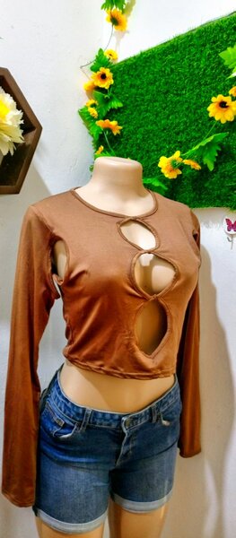 Crop tops