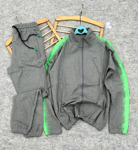 Complet Lacoste