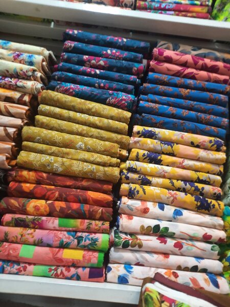 Mubeen cloth store