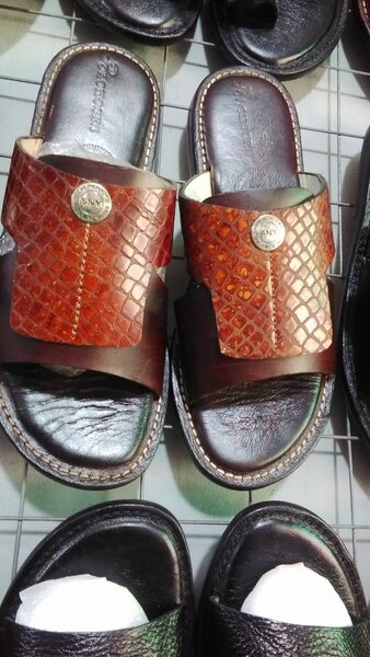 Men SLIPPERS