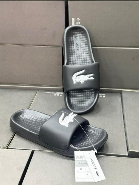 Sandales Lacoste