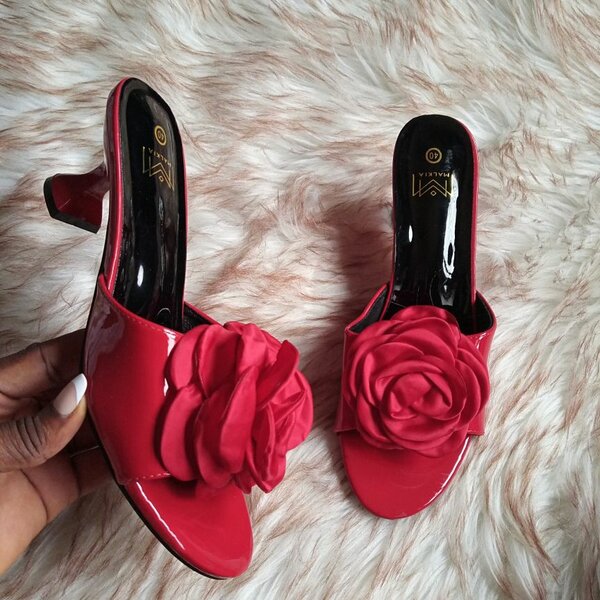 Slipper heels
