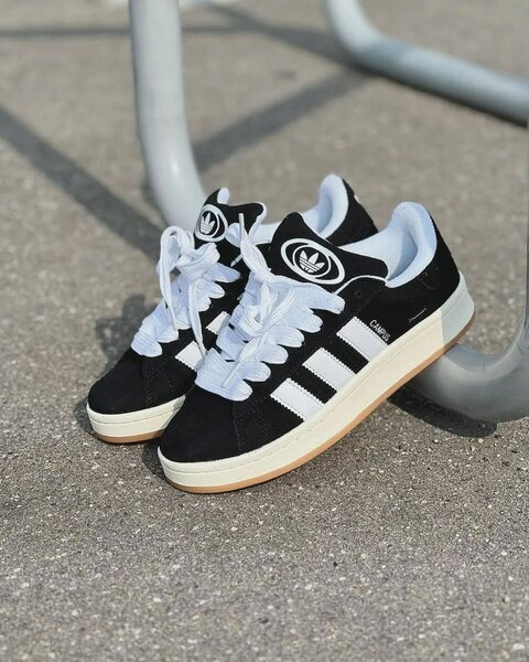 Adidas campus