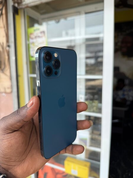 iPhone 12pro max