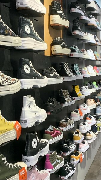 Men's sneakers
