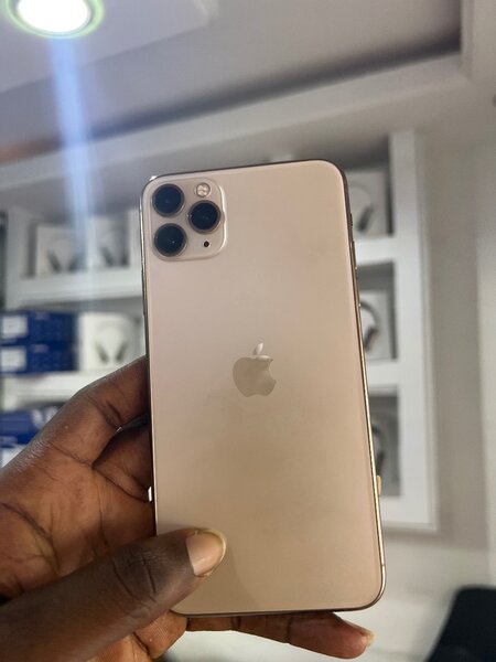 iPhone 11 Pro max