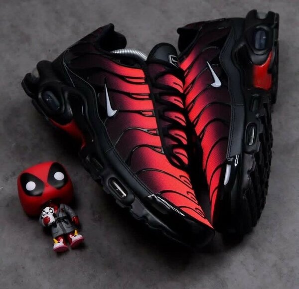 NIKE CLASSIC