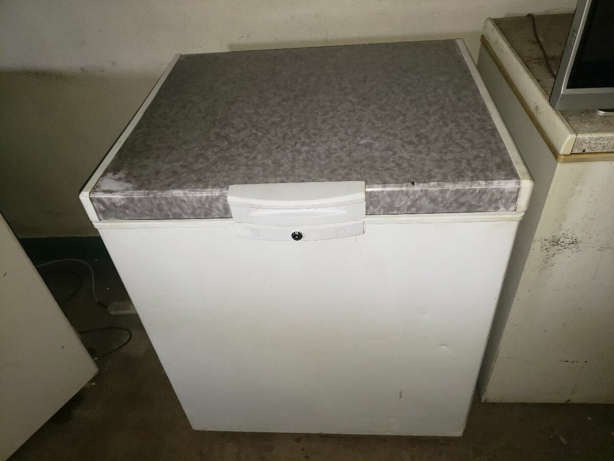 Defy deep freezer