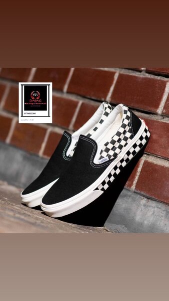 BASKET vans AUTHENTIQUE AVEC SA BOITE