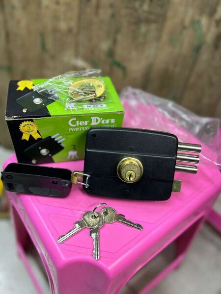 CLÉ DOORLOCK