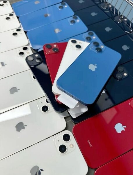 iPhone 13
