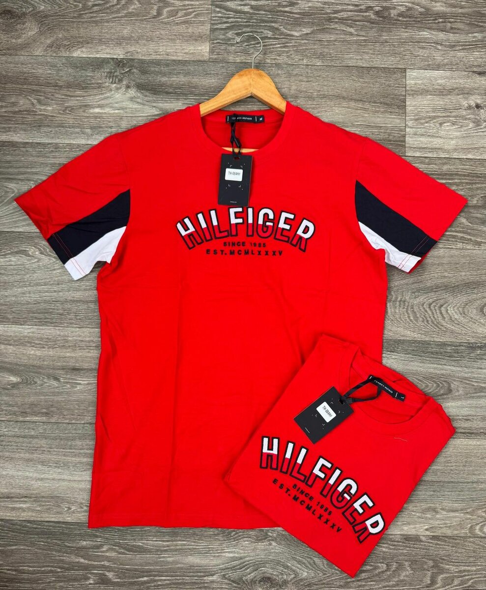 T-shirts colorés Hilfiger