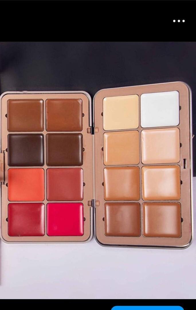 Lipstick pallet