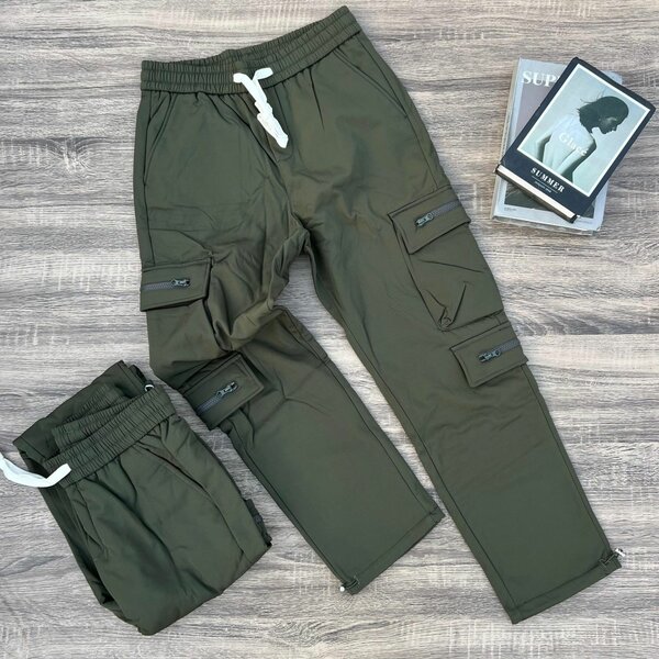 Solid joggers