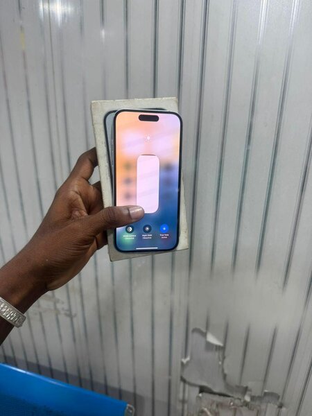 iPhone 15